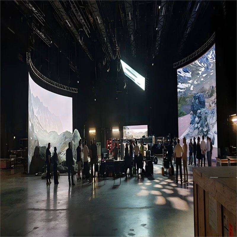 Top Selling LED Panel Video Wall Screen P1.8 P2.5 P3 P4 P5 P6 Indoor/Outdoor LED with Video Display Screen