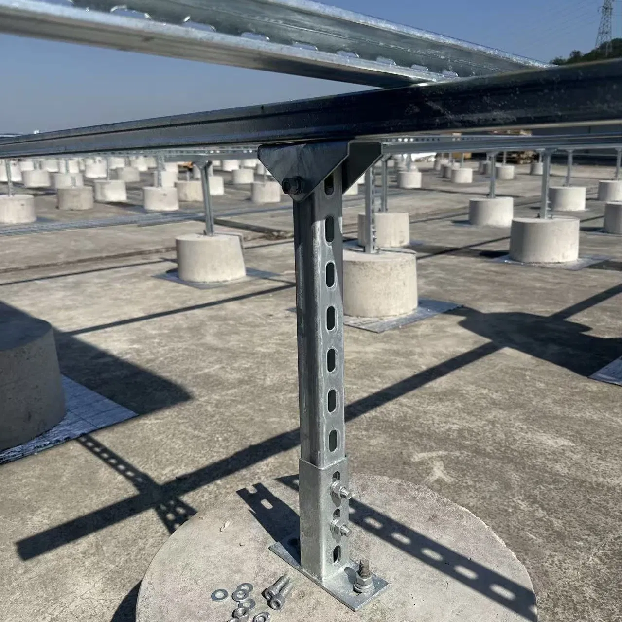 Eco-Friendly Lightweight Solar Bracket with All-Weather Support Features