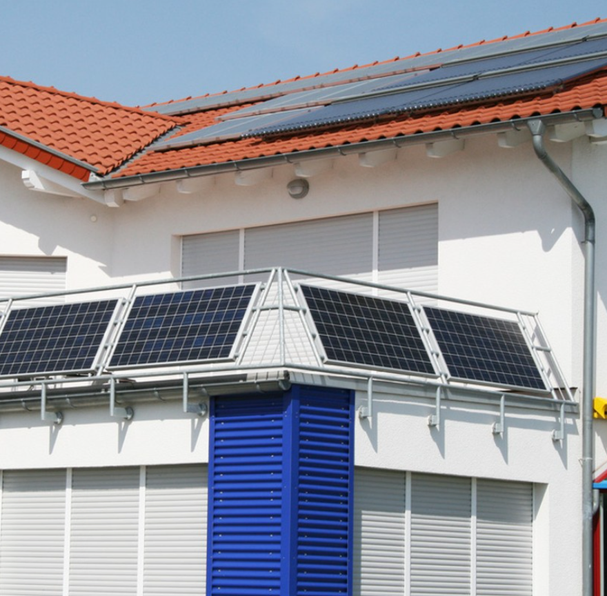 Weather-Resistant Ground-Mounted Solar Power Bracket for All Conditions