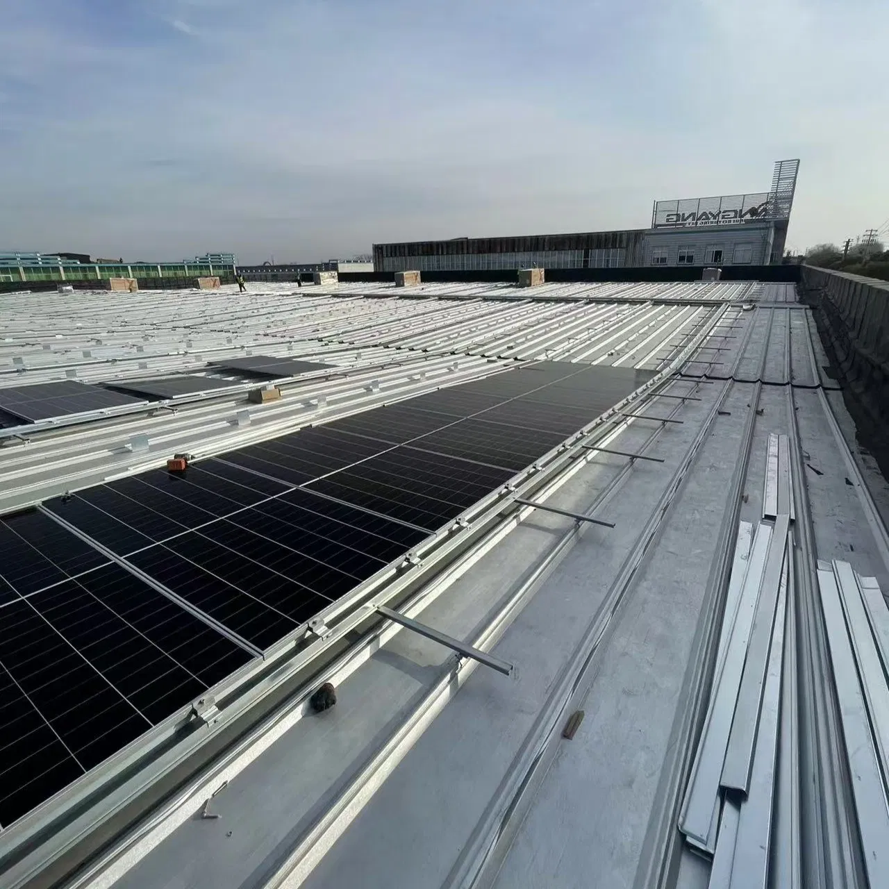 Eco-Friendly Lightweight Solar Bracket with All-Weather Support Features