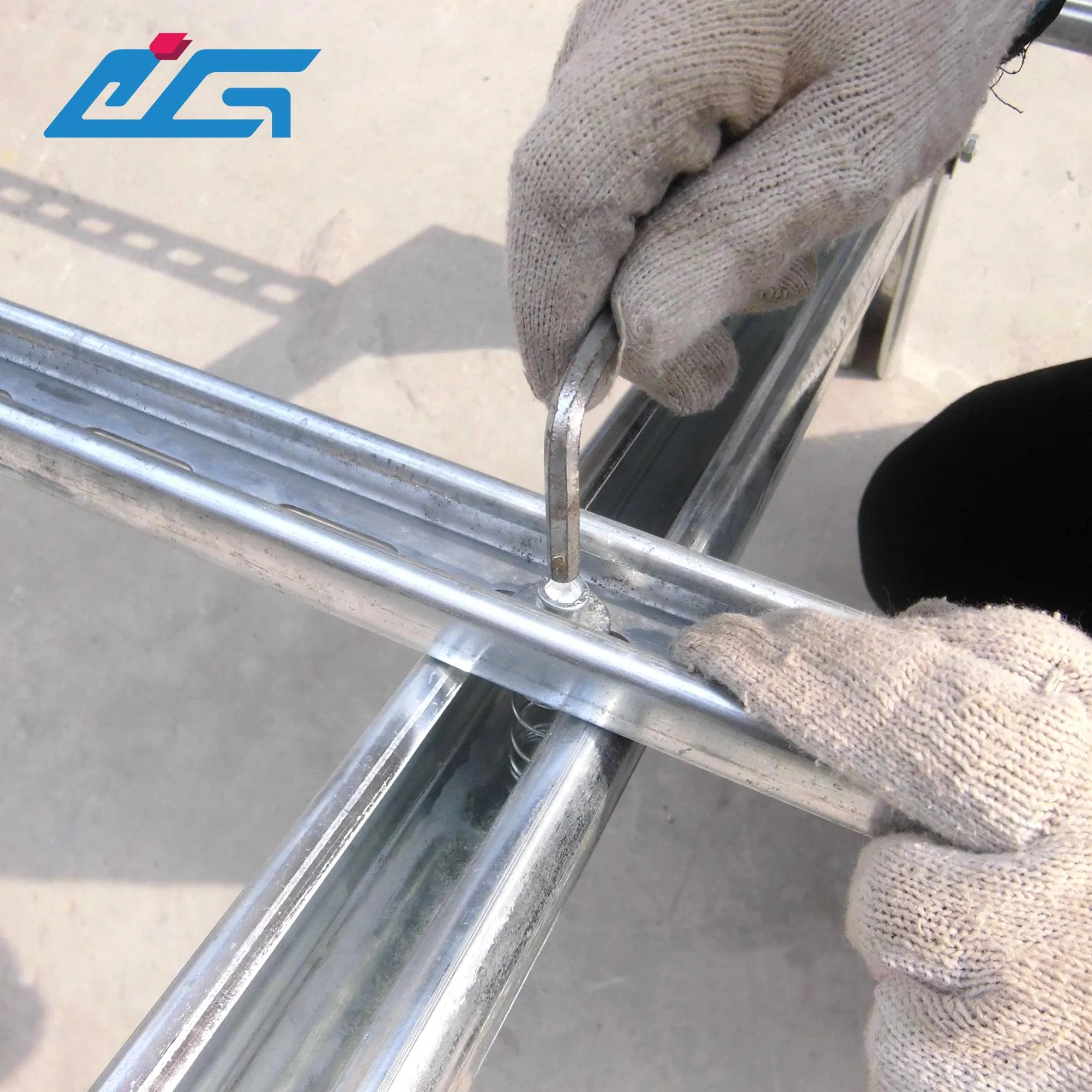 Weather-Resistant Photovoltaic Brackets for Roof Mountain Any Situation Solar Installation Kits