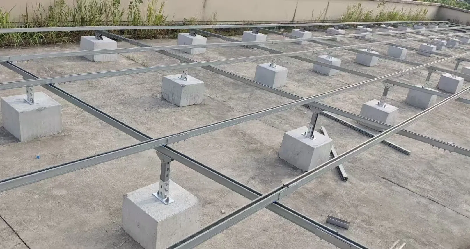 Jchx-Ios Universal U-Type Galvanized Carbon Steel Flat Roof Solar Panel Mounting Brackets