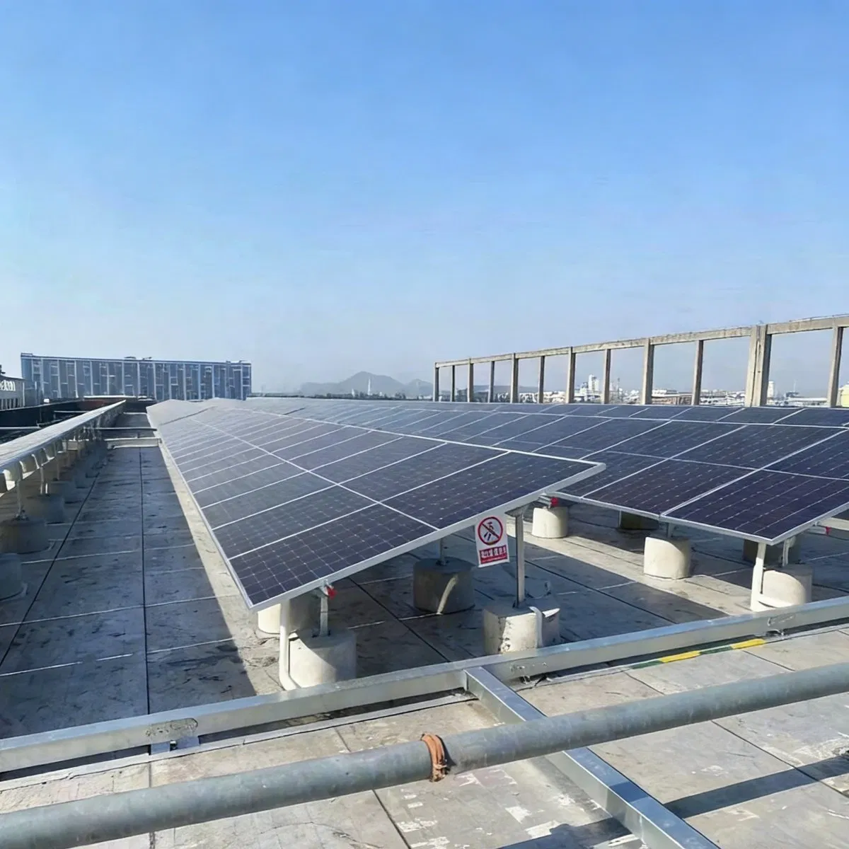 Dwin Solar Flat Roof Mounting System Weather-Resistant Galvanized Steel Solar Roof Bracket