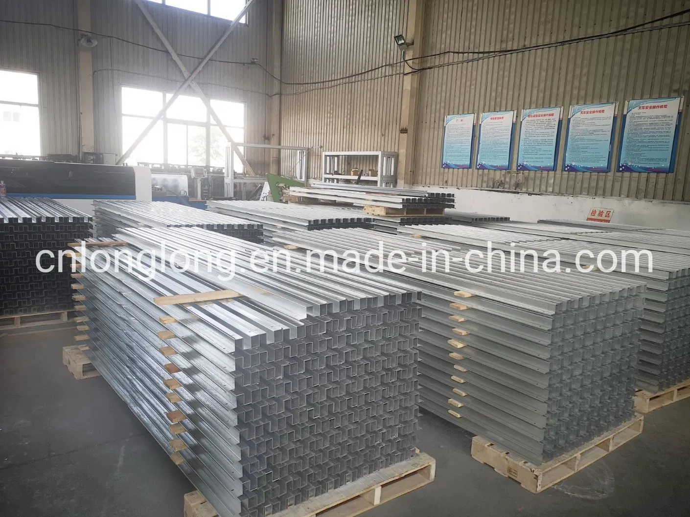 Solar Panel Pole Mounting Brackets Parts for PV Energy Ll-Se-09