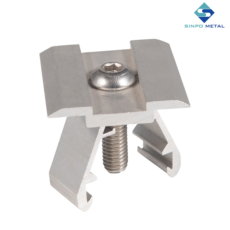 Photovoltaic Metal Roof Mounting Bracket with Short Solar Rail Panel Frame, and PV Mounting Accessories