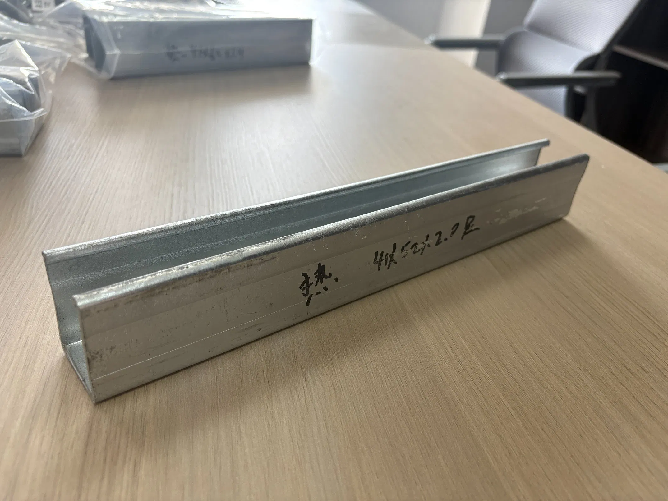 Heavy Duty Cantilever Solar Bracket for Overhang and Canopy Mounted Photovoltaic Panels