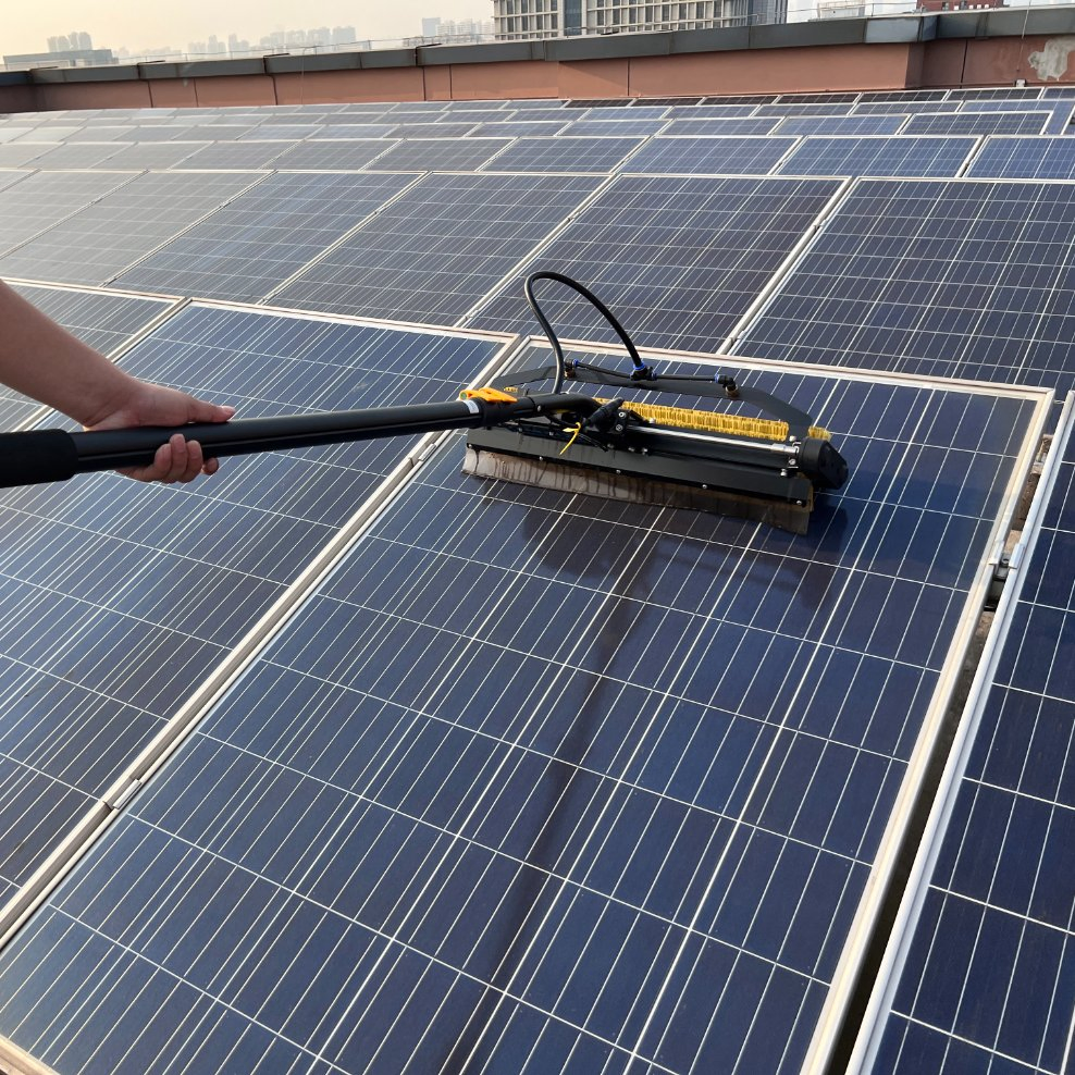 Efficient Electric and Battery-Powered Solar Panel Cleaning Machine Factory