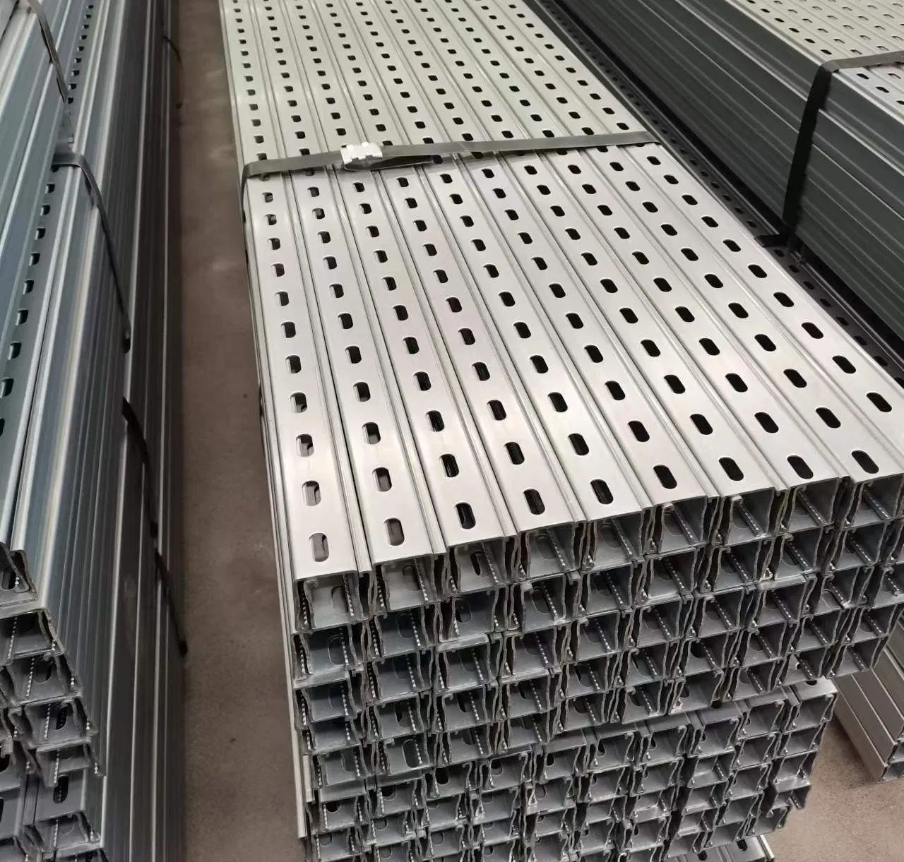 Solar Mounting Bracket Solar Roof Mounting Systems350gd S450gd Z80g-Z275g