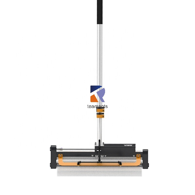 Solar Panel Cleaning Brush for Efficient Window and Glass Care