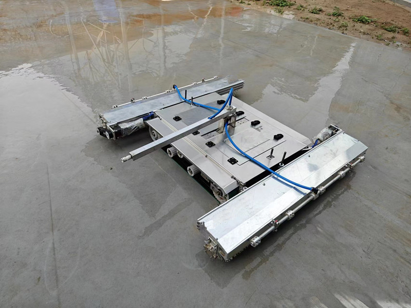 Fully Automatic Crawler-Type Solar Panel Cleaning Machine with Anti-Fall Sensors
