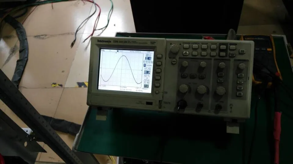 Sine wave output
