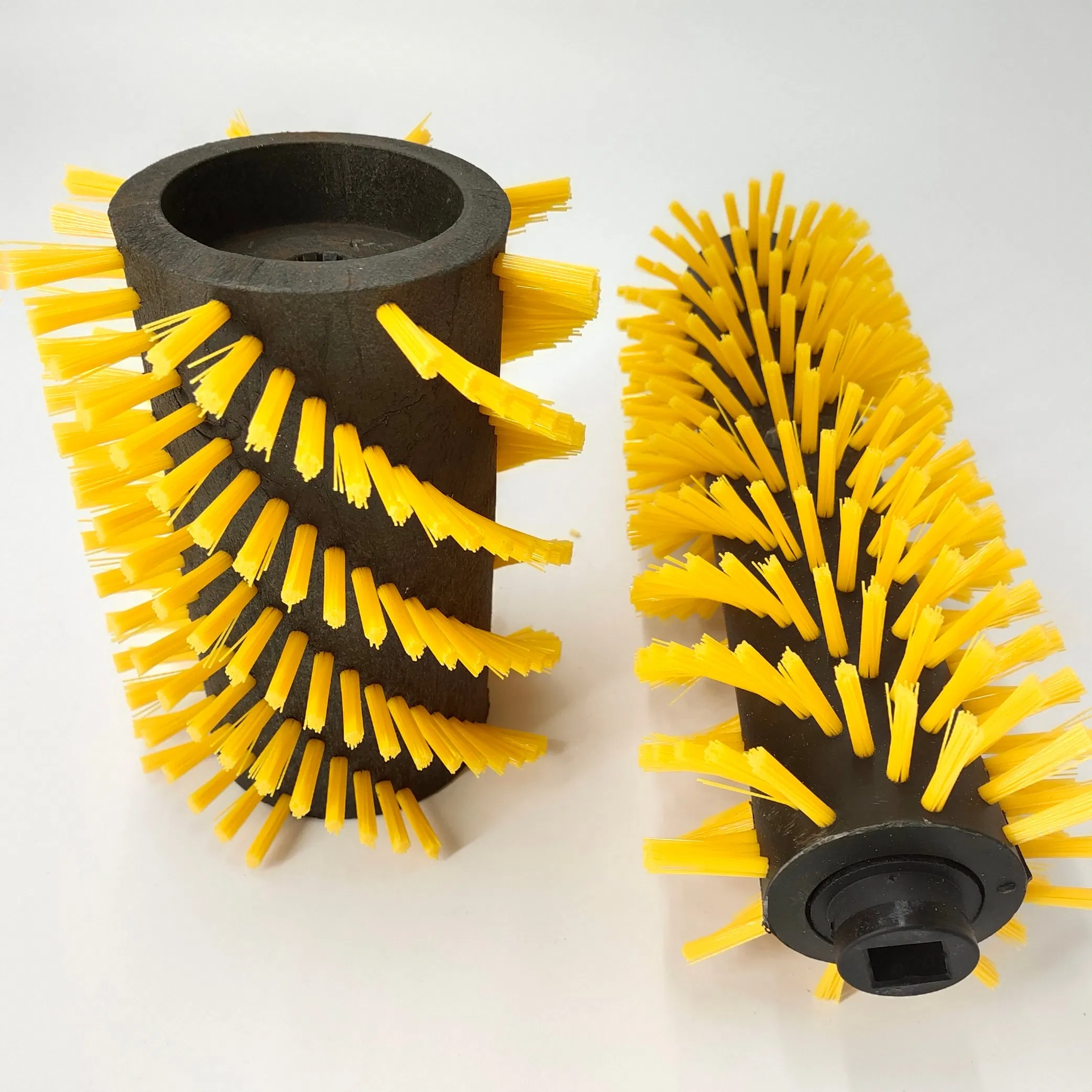 High Quality Nylon Rotating Roller Brush for Photovoltaic Solar Panel Cleaning Best