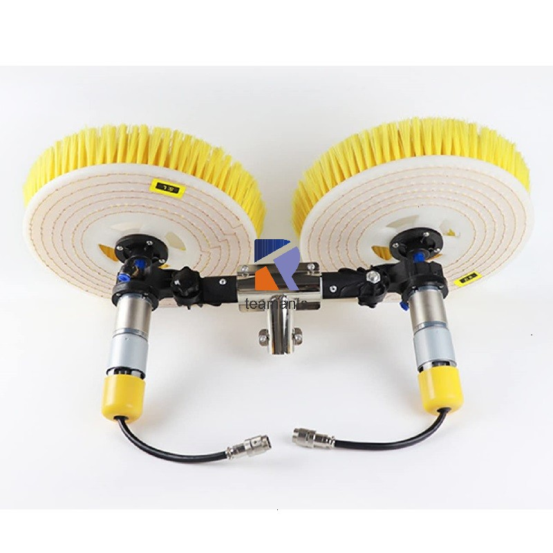 Battery-Operated Solar Panel Cleaning Machine for Portable Convenience