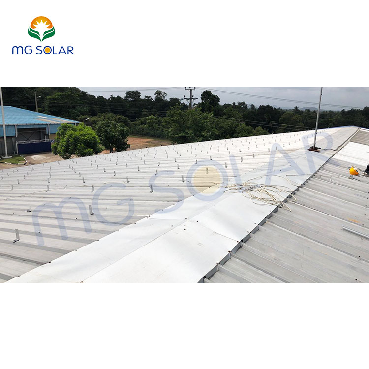 Quick and Lightweight Installation of Metal Roof Racking System
