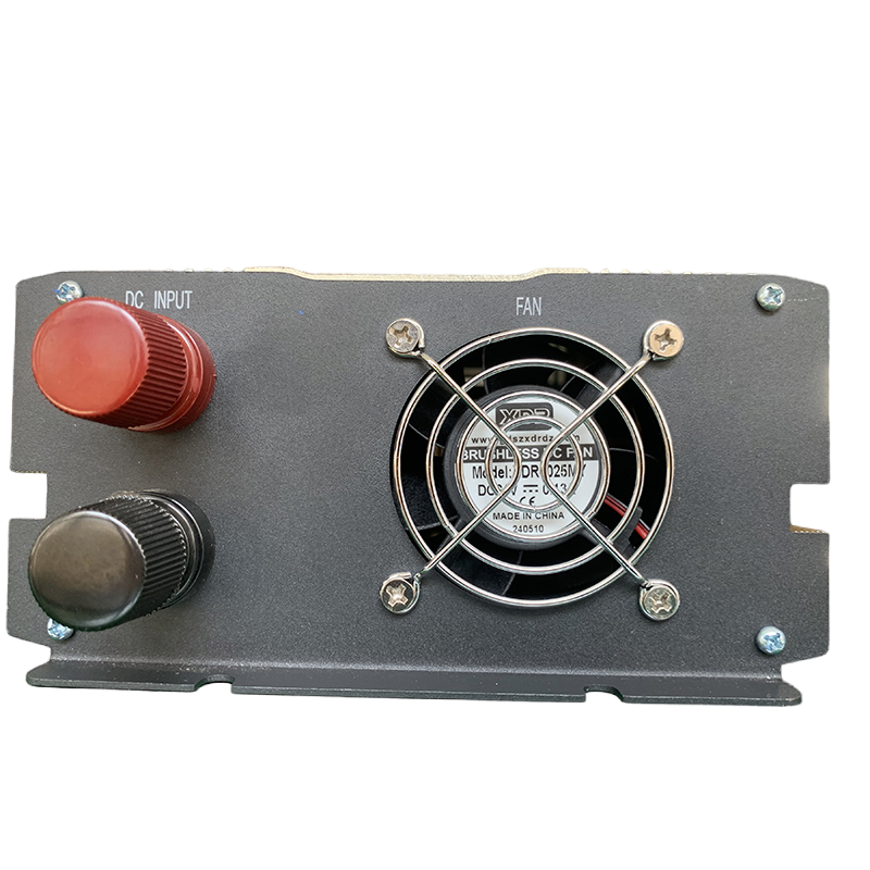 High-Efficiency 300W Solar Inverter with Integrated Battery Charger