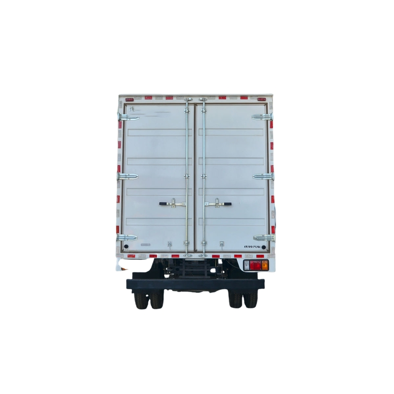 Dongfeng Light Delivery Truck with Enclosed Box, 131HP Diesel