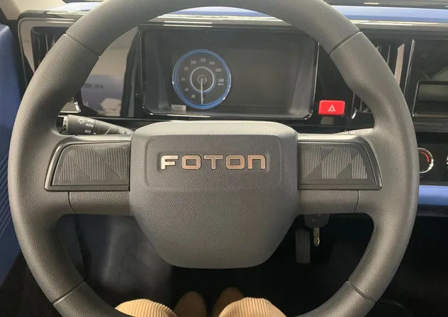 Cargo Truck Detail 2