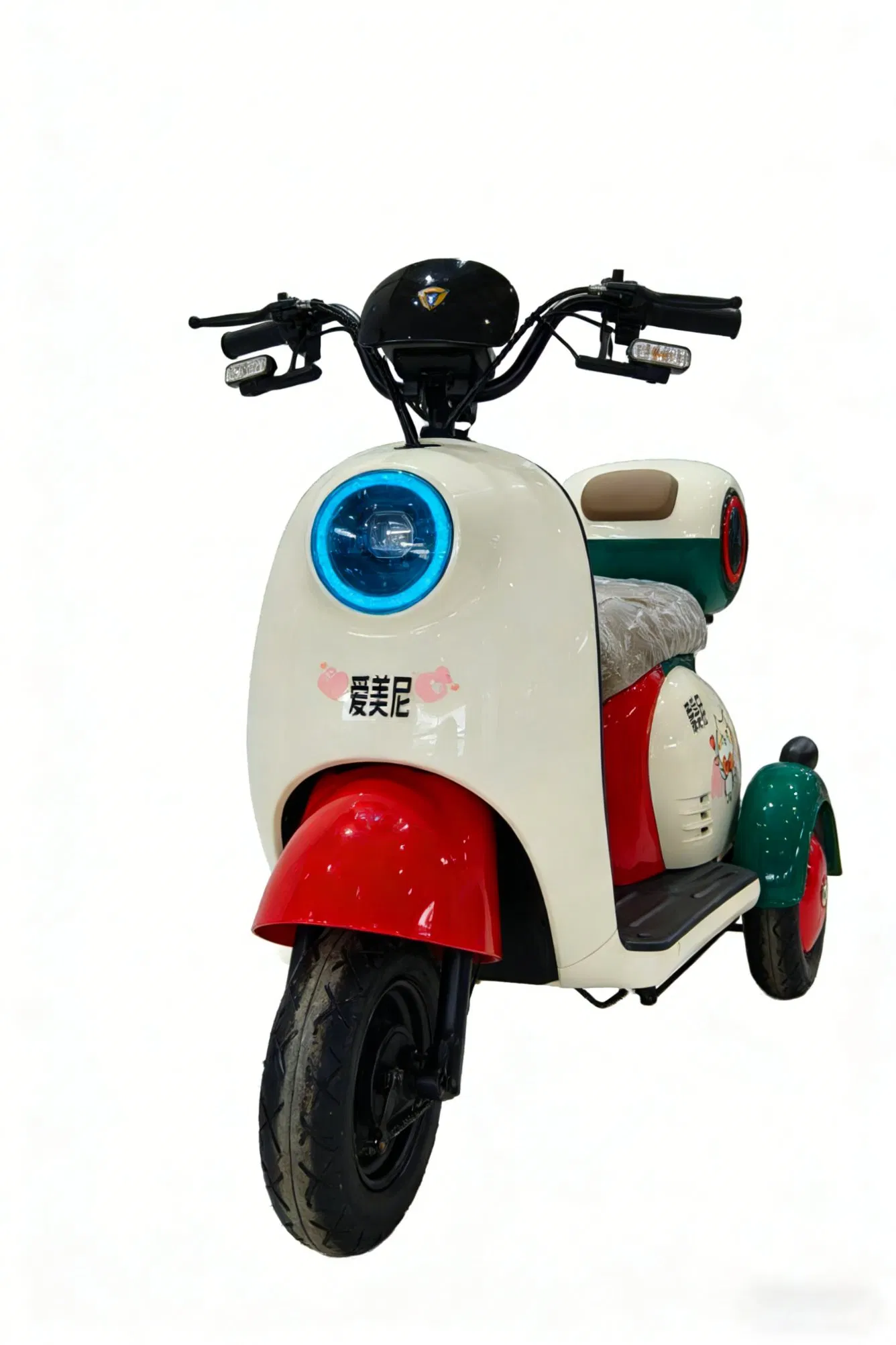 Stylish Electric Tricycle with Storage for Elderly Leisure Rides