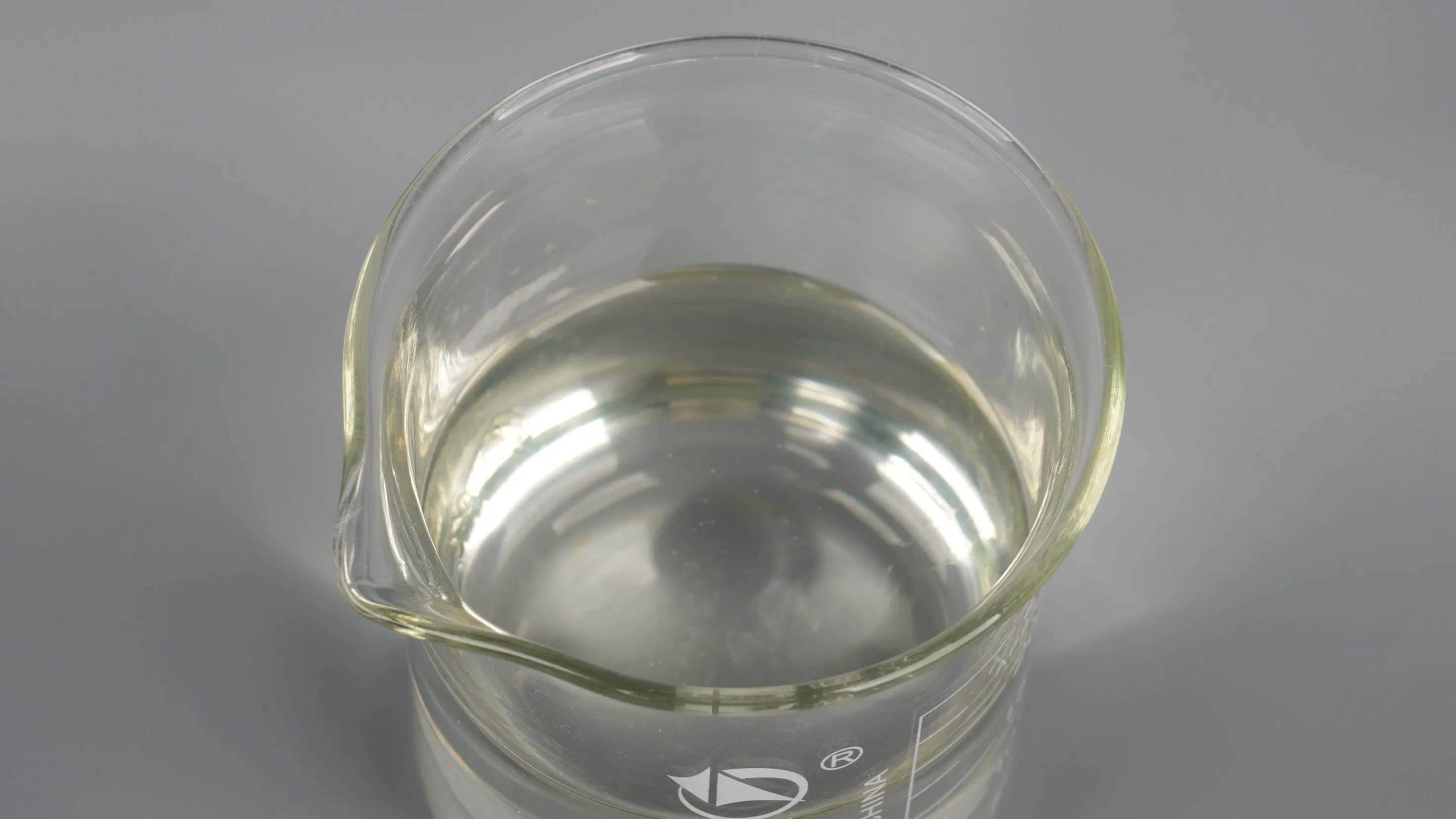 MID-Slump Retentionmid-Water-Reducing PCE156L Polycarboxylate Ether