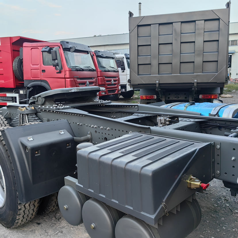 Brand New Used Second Hand Dump Truck 10 Wheel Heavy Duty Sinotruk HOWO Haohan Tractor Trucks Left Hand Right Hand Drive Nx Tx 6× 4 4× 2 Tipper Truck