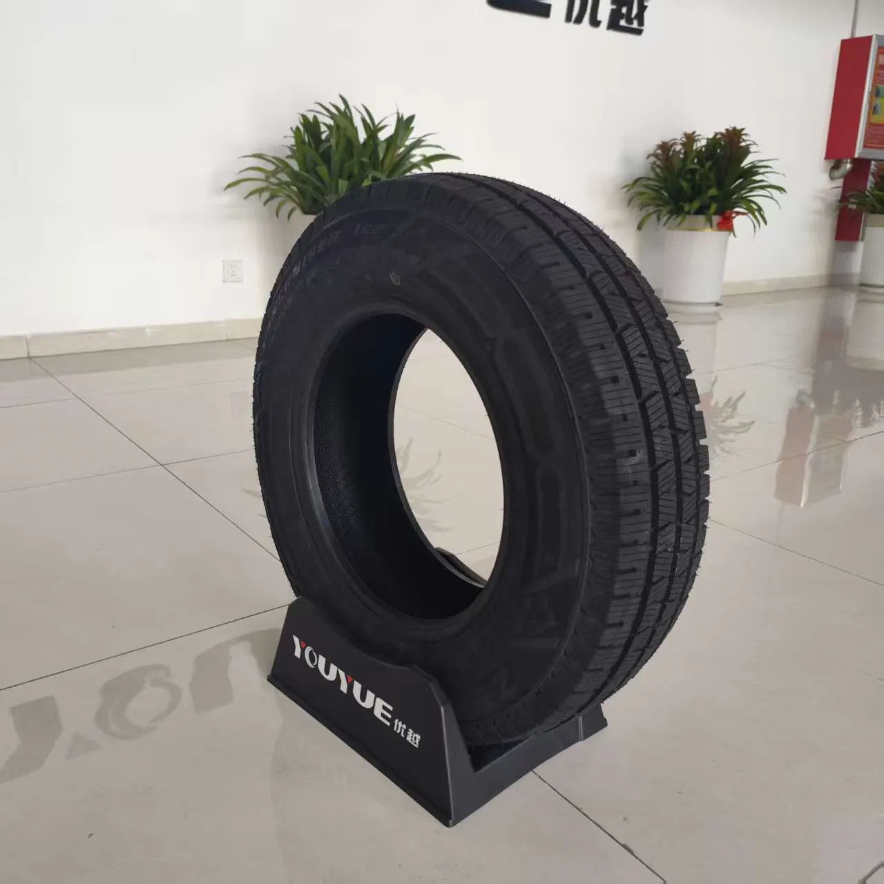 Dovroad Yw916 Snow Yw916: Your Ice &amp; Snow Solution with Confidence, Control, and Commanding Brakes