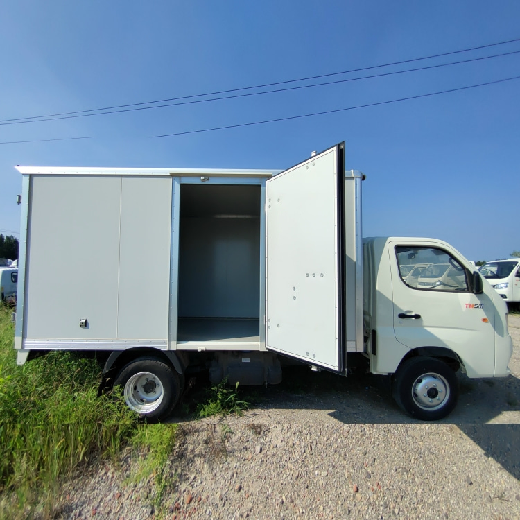 Foton Gatu TM 80-120HP Single Cab Side Door Box Van Minitruck High Maneuverability Compact Cargo Vehicle for Urban Last-Mile Delivery Small Business Logistics