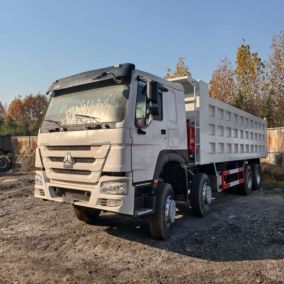 Used Dump Truck Sinotruk HOWO 375HP 8X4 12 Wheels Euro 2 / Euro3/Diesel Engine Heavy Truck 41 - 50 Tons Sale Hot