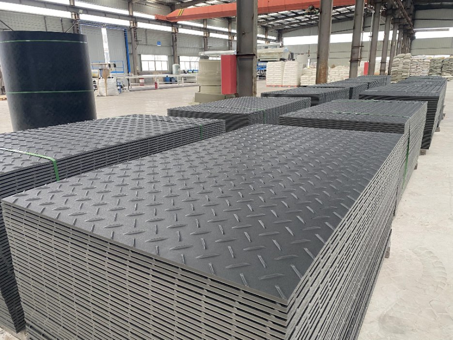 Construction Road Matte Temporary Roadway Mats Ground Protection Mats