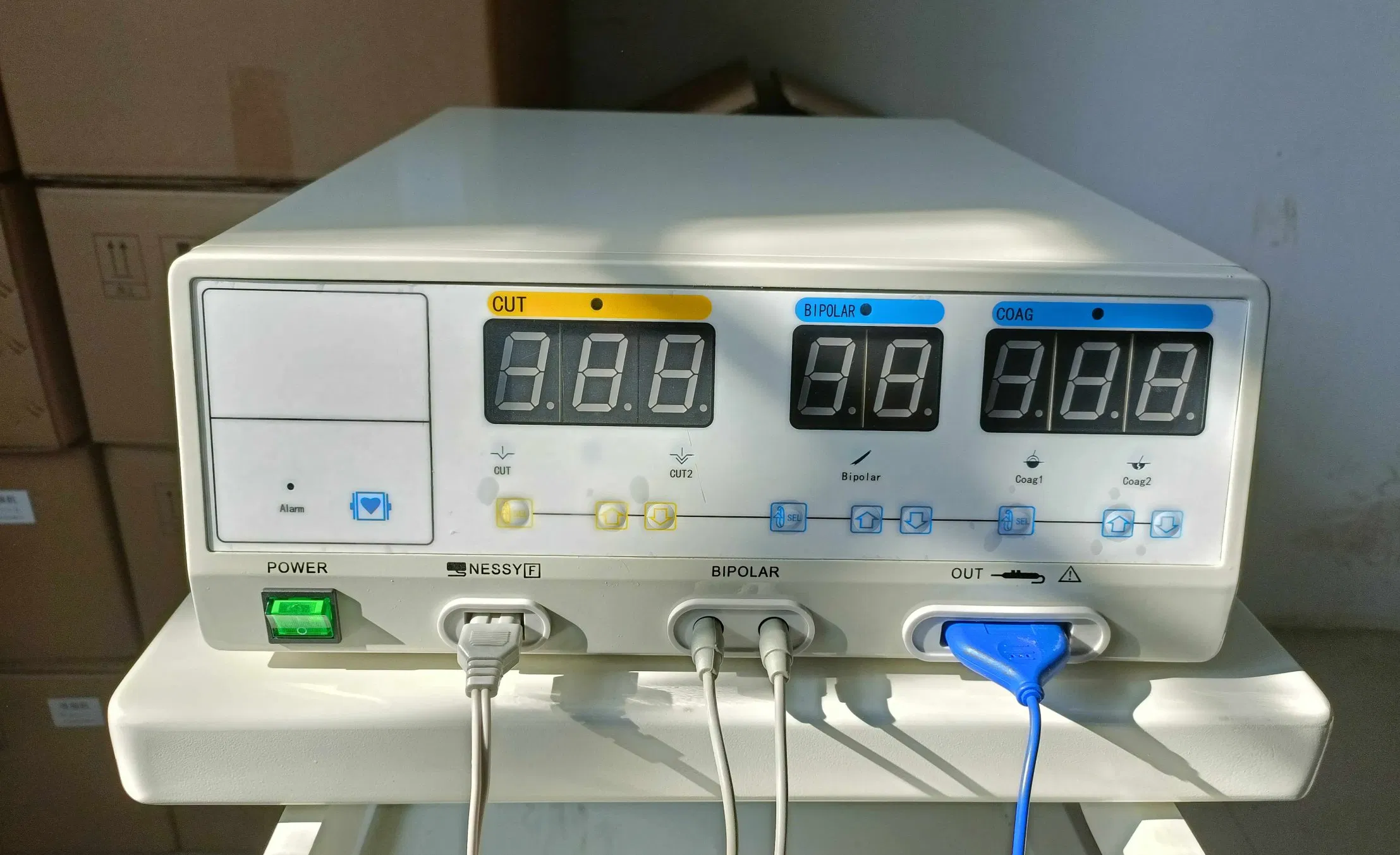 Professional Covidien Cautery 400W Hf Generator Diathermy Machine Electrosurgical Unit Sealing System