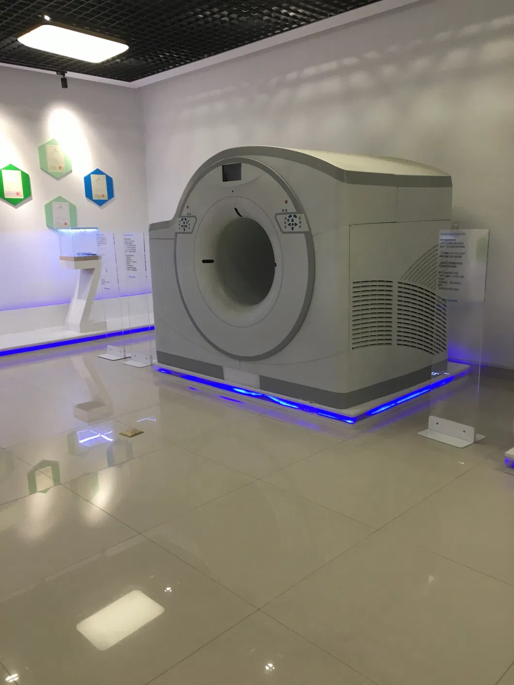MRI CT Scan Machine 2