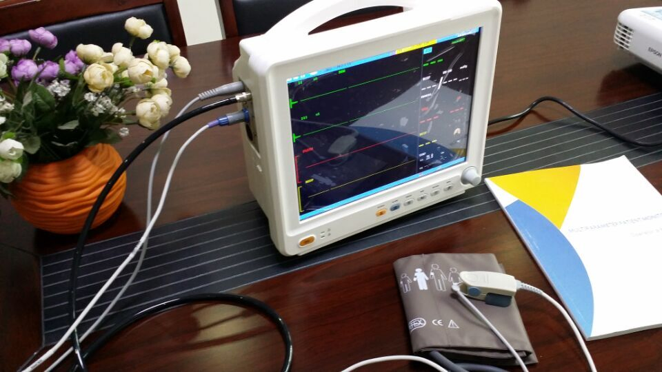 New 12 Inch Multi-Parameter Patient Monitor