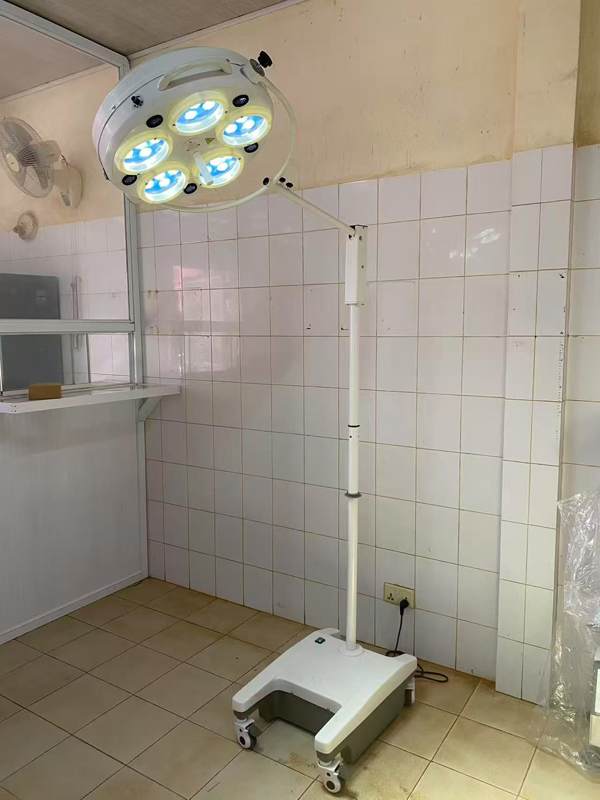 Hospital Operation Light LED Surgical Light Medical Theatre Operation Shadowless Lamp Portable Ot Lights for Operating Room