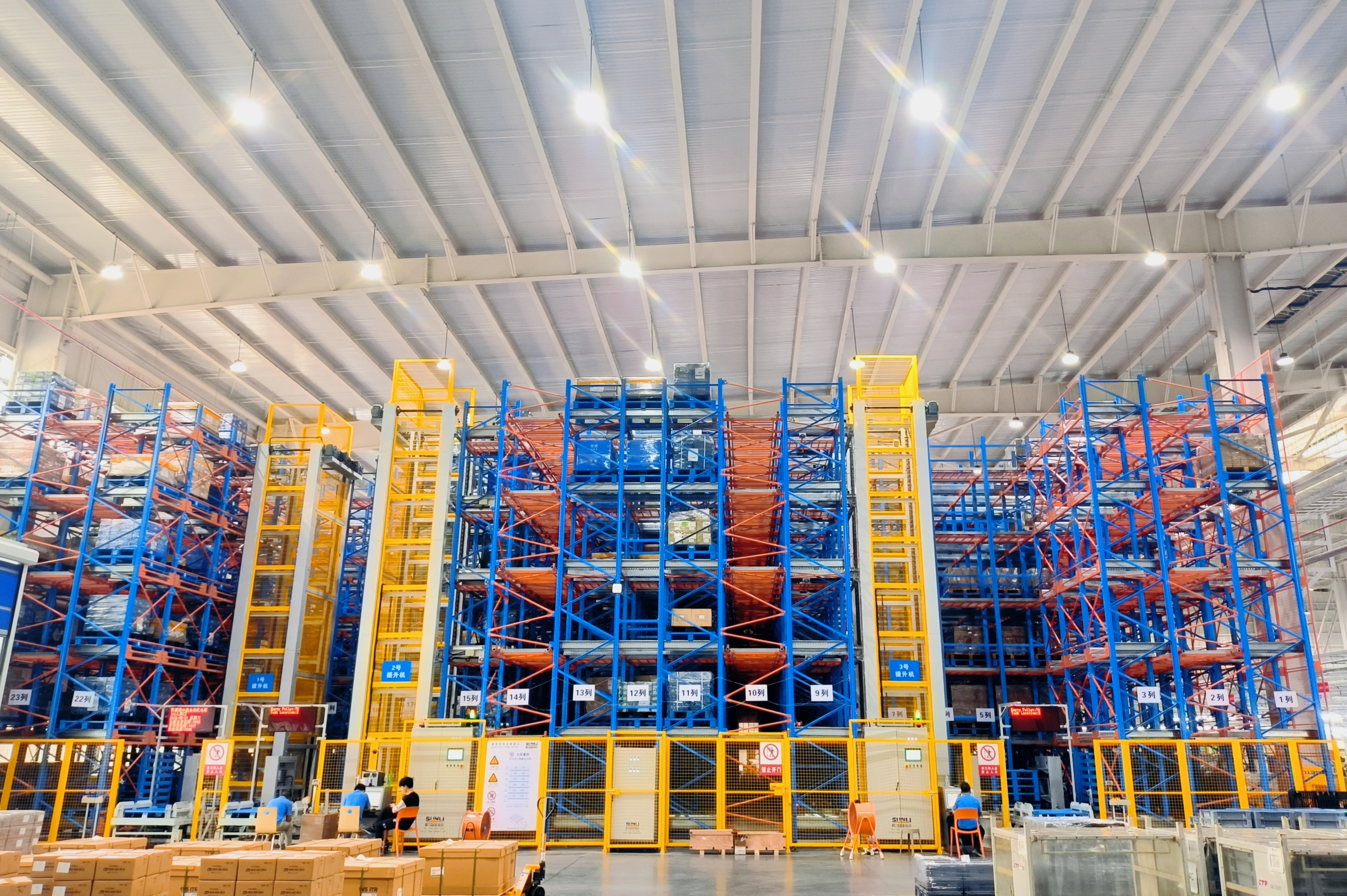 Automated AS&RS Pallet Storage Rack Retrieval System