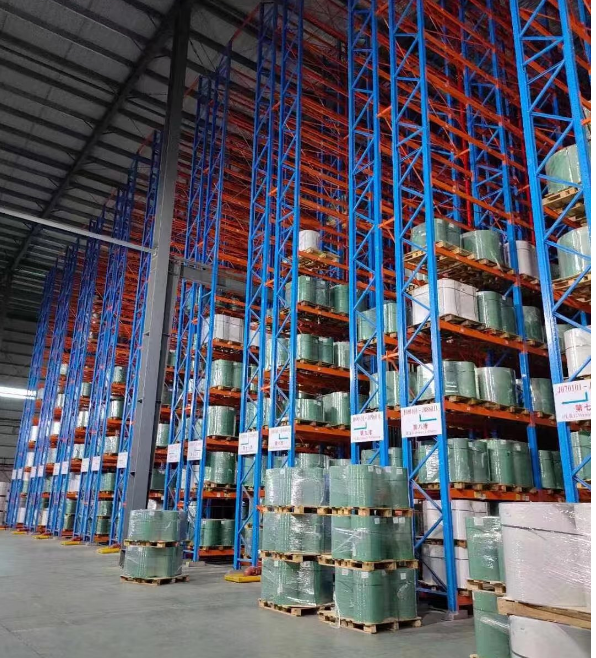 China Factory Heavy-Duty Steel Pallet Racking System Industrial Metal Stacking Racks Warehouse Selective Pallet Shelves