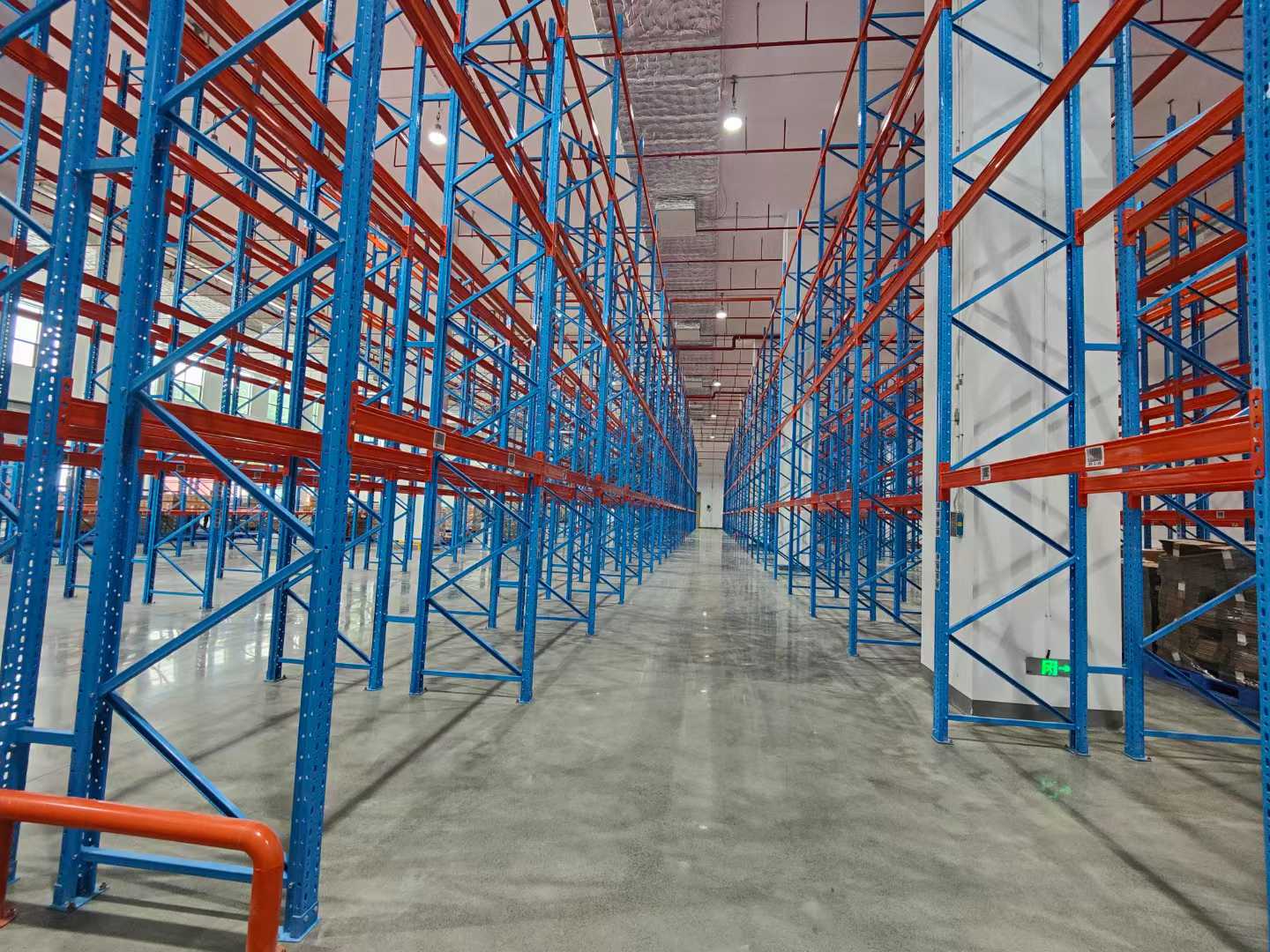 Industrial Heavy-Duty Steel Pallet Racking