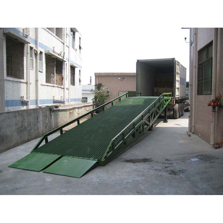 China Factory Mobile Wheelchair Lift with Telescoping Mechanism for Loading Platform & Ramp Vertical Lift Forklift Dock Ramp