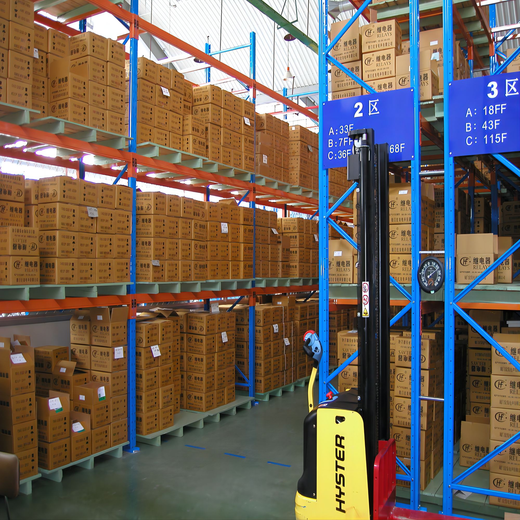 China Factory Direct Heavy-Duty Steel Pallet Rack Adjustable Warehouse Storage Shelving Metal Pallets Stacking Racks Shelves