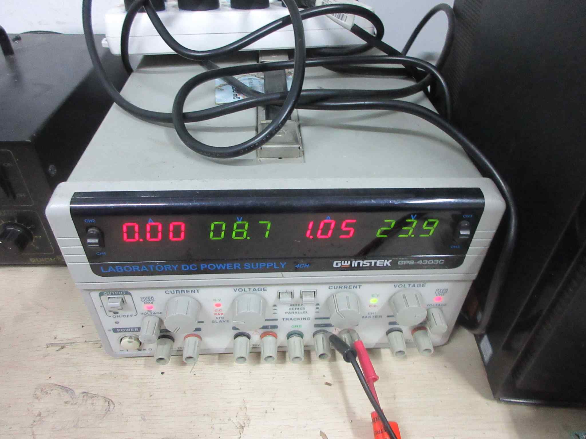 Laboratory DC Power Supply