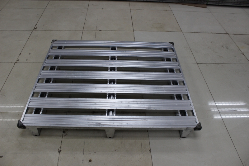 Factory Direct Single Faced Euro Steel Pallet Heavy-Duty 2-Way Entry Storage Pallet for Industrial Customized Transport Pallets