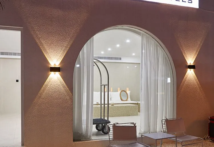 Solar Wall Wash Light Installation