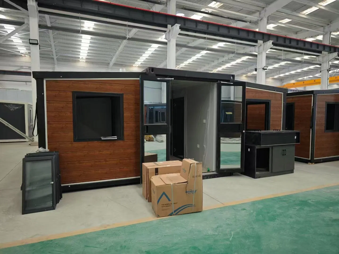 Bd03 Stylish Contemporary Container Home with Open Floor Plan for Ultimate Comfort