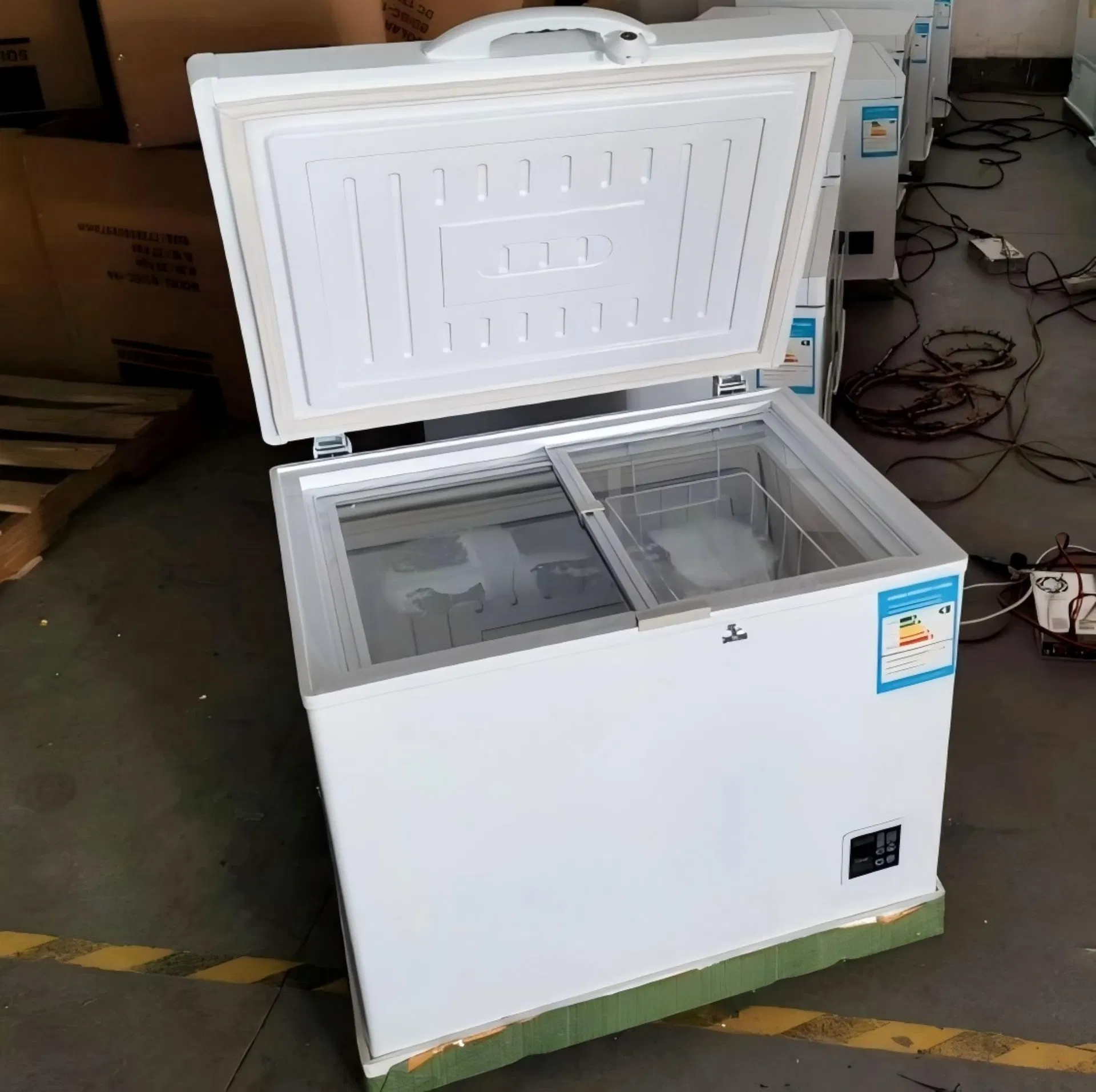 Solar Freezer Details