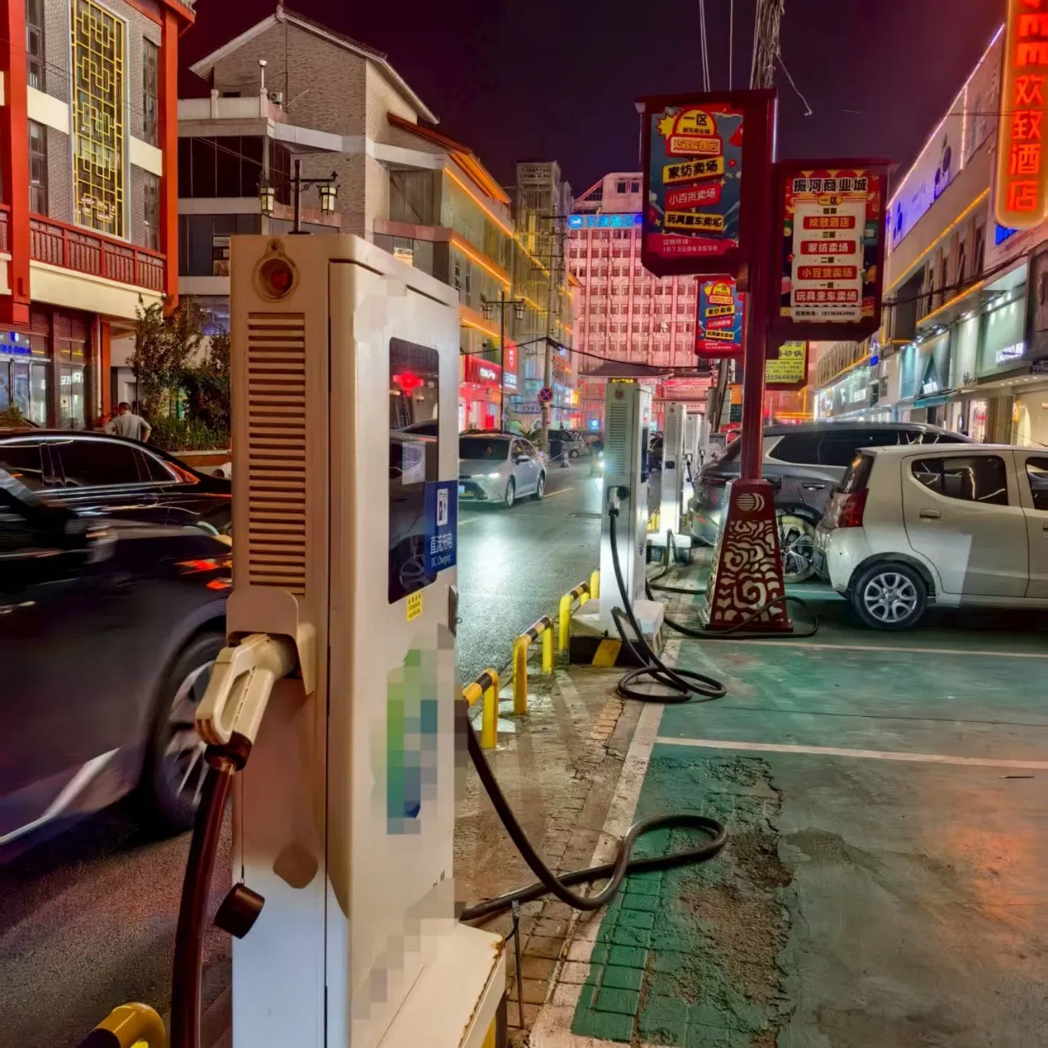 Versatile 11kw Charging Station: Compact Automotive AC Charging Solution