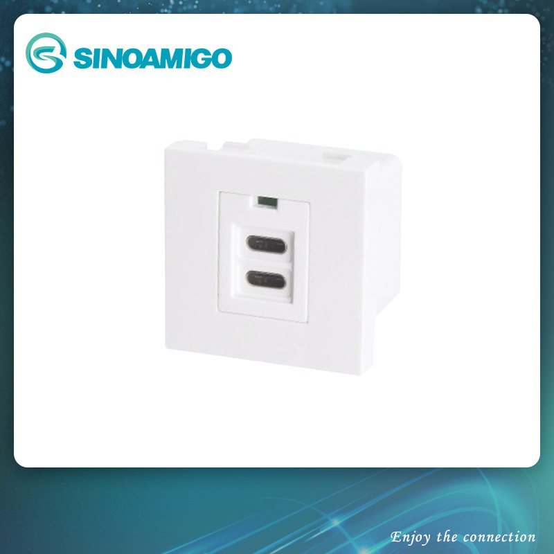 2.1A USB Charging Hub for Mobile Device