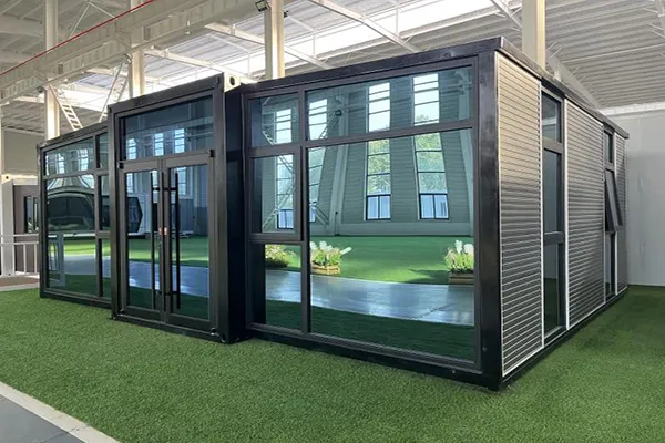 Bd03 Container Home Side View