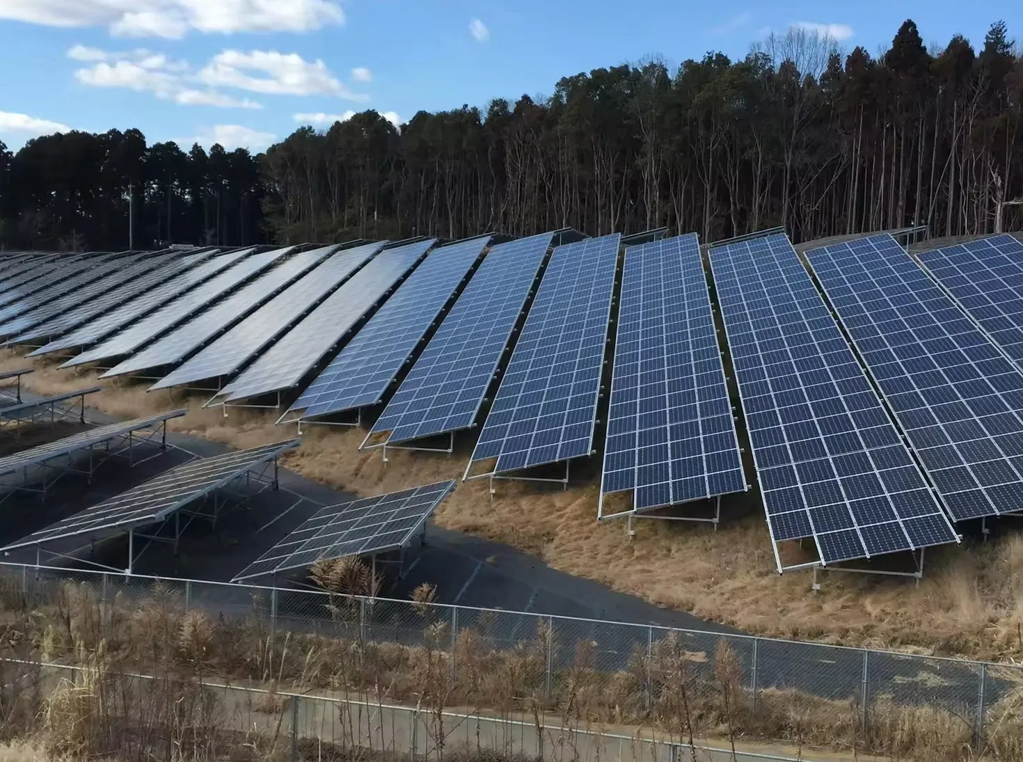 Ground Mount Solar PV Panels Rack System Single-Pile Ground Mounting Structure