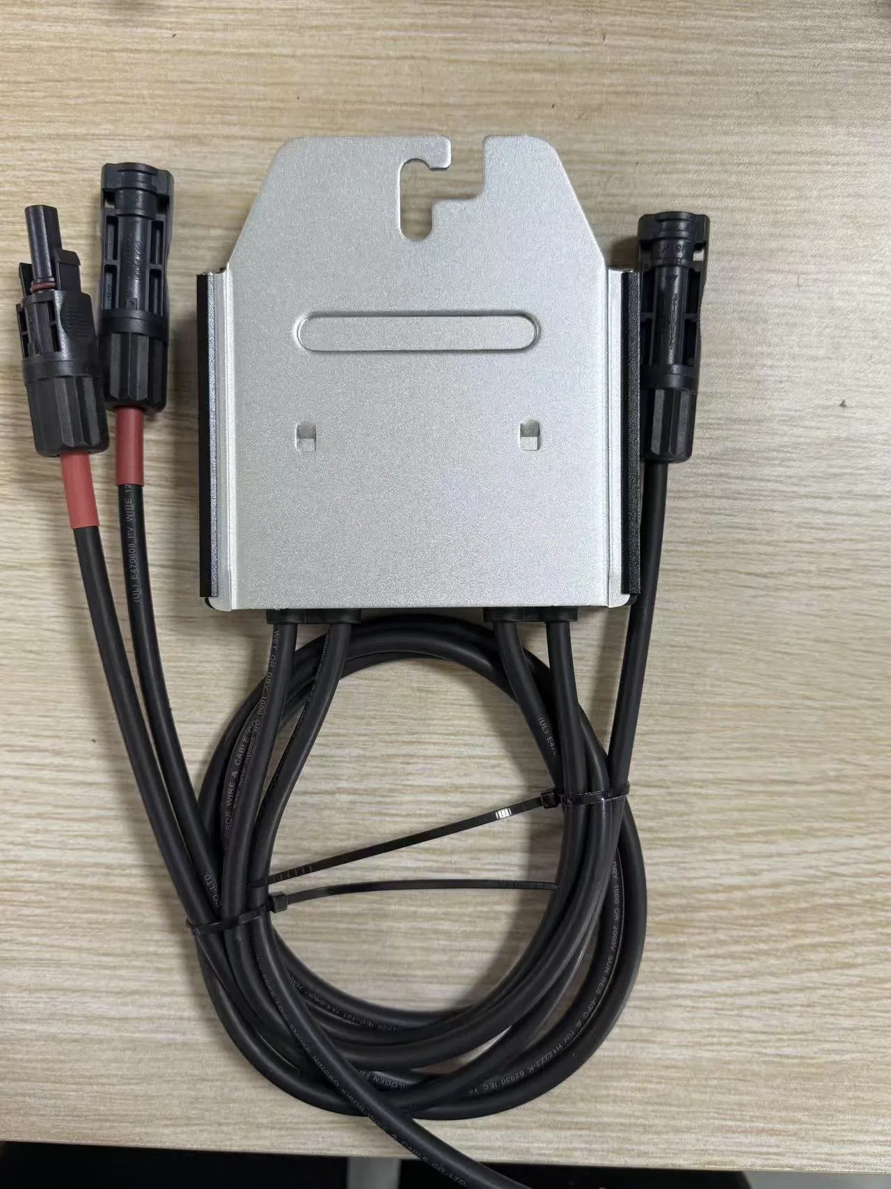 Hot Sale Sunpro Smart PV Optimizer Apt-Mc-Mro 800W Solar Power for Solar Panel