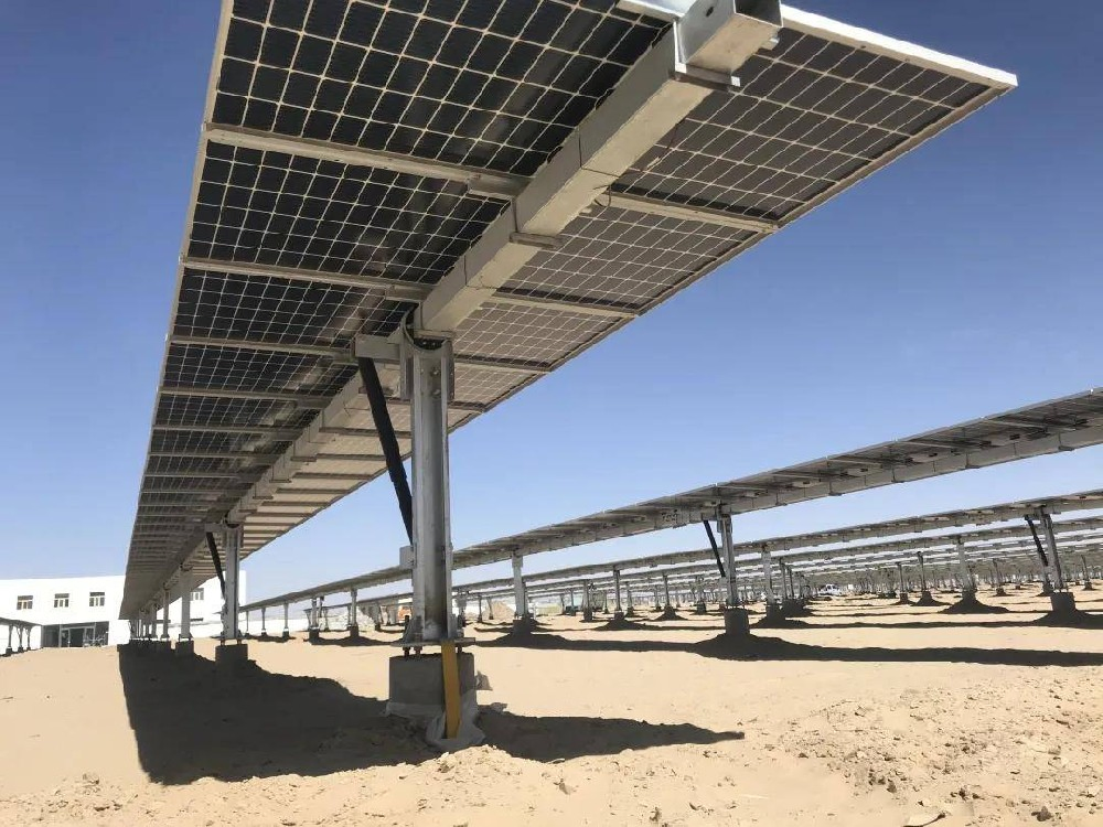 Smart Single Axis Solar Tracker System Solar Tracker Slew Drive with Durable Construction