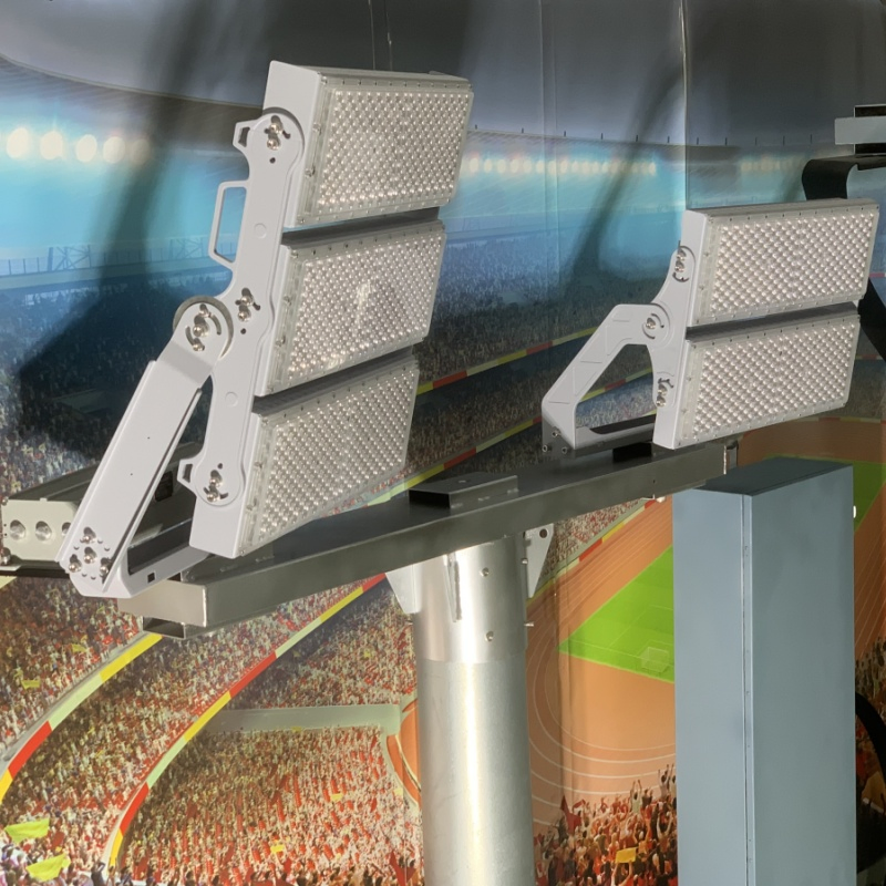 1070 Cold Forging Pure Aluminum IP66 Ik10 Sports Field Stadium 1500W LED Flood Light