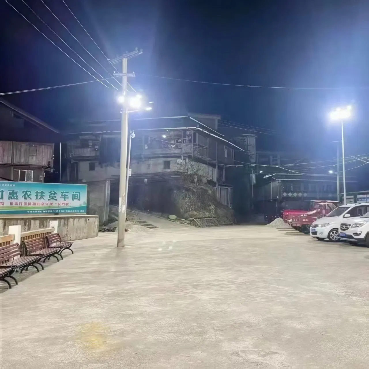 Powerful LED High Mast Light for Outdoor Illumination Needs